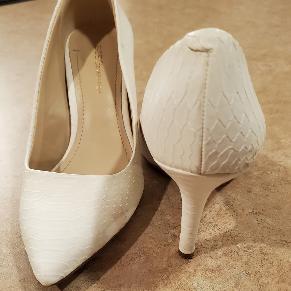 High Heels - Picture 2 of 2